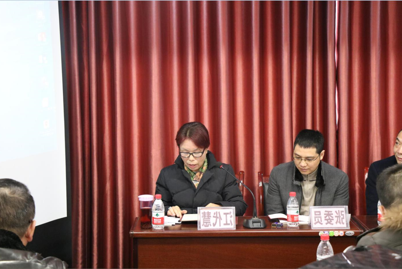 江教员指点2.jpg