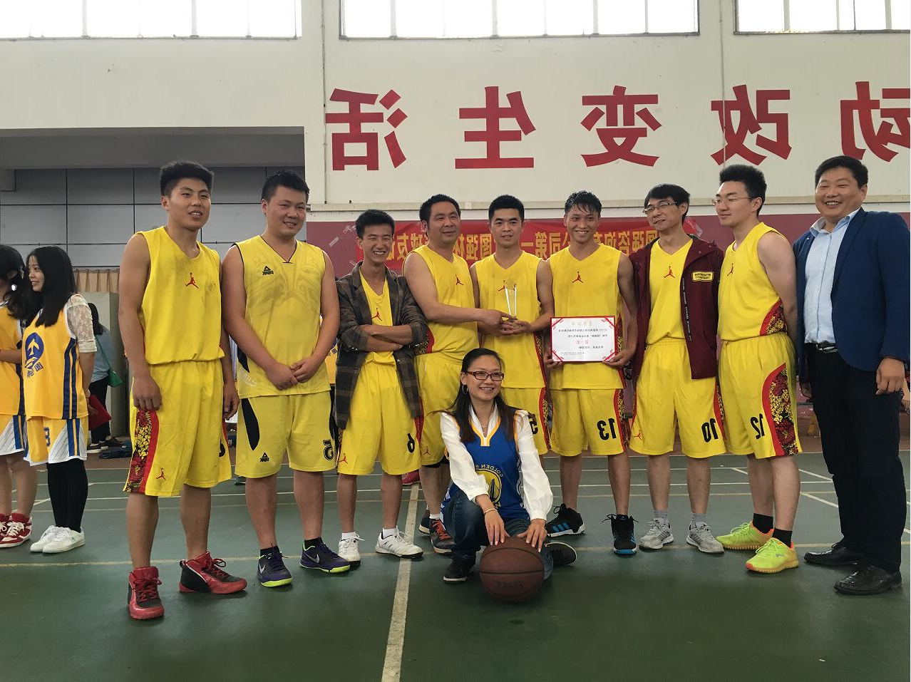 篮球赛1.jpg